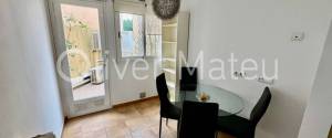 TERRACED HOUSE IN "COLEGIOS" AREA WITH POOL AND PARKING