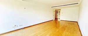 RESIDENTIAL APARTMENT WITH 2 PARKING SPACES