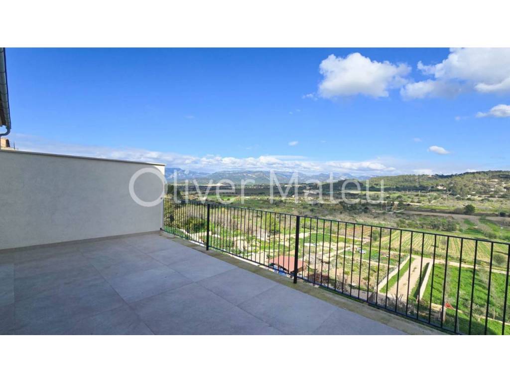 Chalet adosado situado en Sa Cabaneta