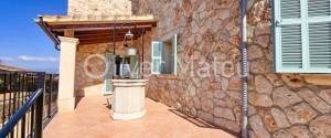 VILLA WITH GARAGE, POOL, AND GARDEN IN SINEU