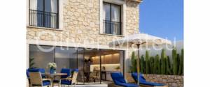 SMALL PROMOTION OF THREE SEMI-DETACHED HOUSES WITH GARAGE AND PRIVATE POOL IN PORTOL