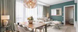 MODERN APARTMENT WITH SOLARIUM TERRACE AND PARKING IN SANTA CATALINA