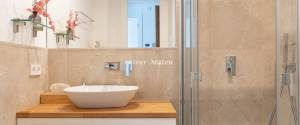 MODERN APARTMENT WITH SOLARIUM TERRACE AND PARKING IN SANTA CATALINA