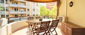 LARGE 4-BEDROOM APARTMENT WITH TERRACE IN PALMA CENTER