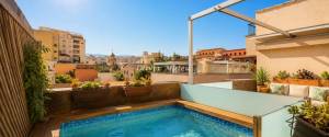 EXCLUSIVO CHALET ADOSADO CON PISCINA EN SON ESPANYOLET