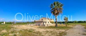CASA EN PARCELA DE 87.000m² EN SANT JORDI