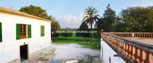 POSSESSIO" OF THE XIX CENTURY FOR SALE WITH MANY POSSIBILITIES
