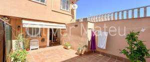 TERRACED HOUSE WITH TERRACE AND GARAGE