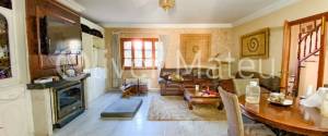 VILLAGE HOUSE WITH GARDEN, POOL AND GARAGE