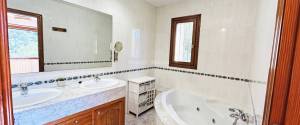 SEMI-DETACHED HOUSE STEPS AWAY FROM THE BEACH IN PORTALS NOUS