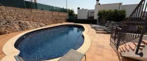 House in Genova with sea view, pool and spacious garage