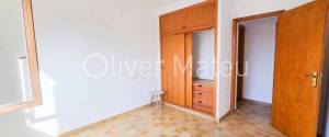 GERÄUMIGE WOHNUNG MIT GARAGE UND TERRASSE NUR WENIGE METER VOM MEER ENTFERNT