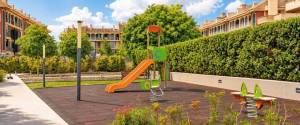 MODERNA PLANTA BAJA CON AMPLIAS TERRAZAS Y PISCINA COMUNITARIA
