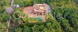 20.000 M² FINCA MIT VILLA, GARAGE, POOL UND ZWEI GESCHÄFTSBETRIEBEN: FERIENVERMIETUNG UND AVOCADO-PLANTAGE