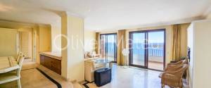 WOHNUNG MIT TERRASSE UND MEERBLICK IN ILLETAS