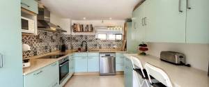 ERDGESCHOSS-WOHNUNG MIT TERRASSE, GARTEN UND PARKPLATZ