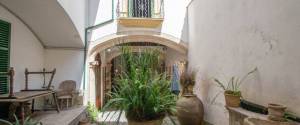 HAUS ZU VERKAUFEN IN SOLLER MIT GARTEN UND GARAGE