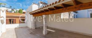 PENTHOUSE MIT TERRASSE UND GARAGE IM HERZEN DER ALTSTADT