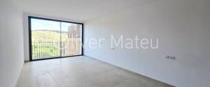 CHALET ADOSADO  CON ASCENSOR, TERRAZA ,  JARDÍN, GARAJE Y VISTAS DESPAJADAS AL CAMPO
