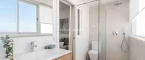 REFURBISHED PENTHOUSE WITH TERRACE NEXT TO PASEO MALLORCA
