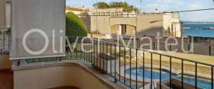 APARTMENT WITH SEA VIEW, TERRACE, PARKING AND POOL