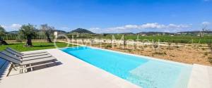 SINGLE-FAMILY HOUSE WITH POOL, GARDEN AND GARAGE