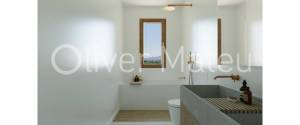 CHALET UNIFAMILIAR CON GARAGE Y PISCINA EN PETRA