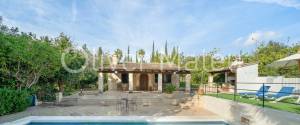 CASA EN FINCA RÚSTICA CON LICENCIA VACACIONAL, JARDÍN, PISCINA Y  CASITA DE INVITADOS