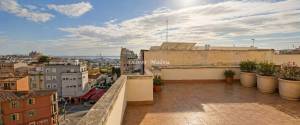 SPACIOUS HOME WITH GREAT POTENTIAL IN SON ARMADANS, 100 M FROM THE PROMENADE