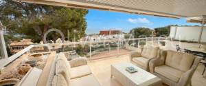 Apartment for sale with sea views