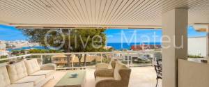 Apartment for sale with sea views