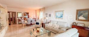 Apartment for sale with sea views