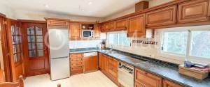 Apartment for sale with sea views