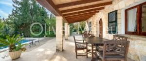 RUSTIC HOUSE ON COUNTRY ESTATE WITH HOLIDAY LICENSE, GARDEN, POOL, AND GUEST HOUSE