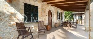 RUSTIC HOUSE ON COUNTRY ESTATE WITH HOLIDAY LICENSE, GARDEN, POOL, AND GUEST HOUSE