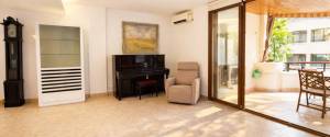 LARGE 4-BEDROOM APARTMENT WITH TERRACE IN PALMA CENTER