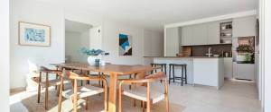 SPACIOUS AND SOPHISTICATED GROUND FLOOR WITH PRIVATE TERRACE IN SON ARMADAMS