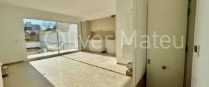 GROUND FLOOR WITH TERRACE AND BRAND NEW GARDEN