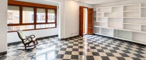 Spacious Apartment with Guest Suite and Large Terrace in Son Espanyolet, Palma