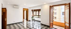 Spacious Apartment with Guest Suite and Large Terrace in Son Espanyolet, Palma