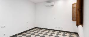 Spacious Apartment with Guest Suite and Large Terrace in Son Espanyolet, Palma