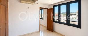 Spacious Apartment in the Heart of Avenidas, Palma de Mallorca