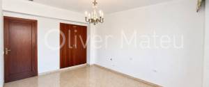 Spacious Apartment in the Heart of Avenidas, Palma de Mallorca