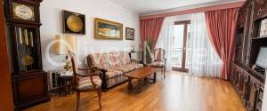 BRIGHT APARTMENT FOR SALE WITH PARKING AND GREAT POTENTIAL IN SON ARMADANS