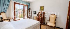 BRIGHT APARTMENT FOR SALE WITH PARKING AND GREAT POTENTIAL IN SON ARMADANS