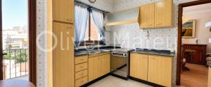 BRIGHT APARTMENT FOR SALE WITH PARKING AND GREAT POTENTIAL IN SON ARMADANS