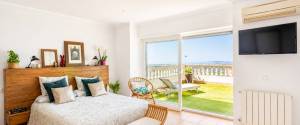 LARGE SEMI-DETACHED VILLA IN PORTOL WITH GARDEN, GARAGE, AND POOL
