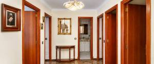 Elegant Apartment with Large Terrace, Pool, and Elevator in Rafal Vell, Palma