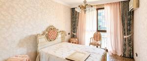 Elegant Apartment with Large Terrace, Pool, and Elevator in Rafal Vell, Palma