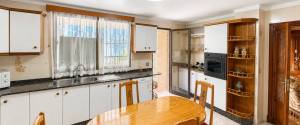 Elegant Apartment with Large Terrace, Pool, and Elevator in Rafal Vell, Palma